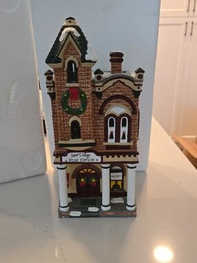 Vintafe Snow Village Post Office Hand Painted Ceramic by Department 56